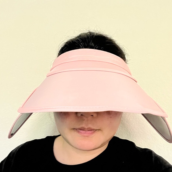 Sun Hat with Retractable Visor - Picture 8 of 8